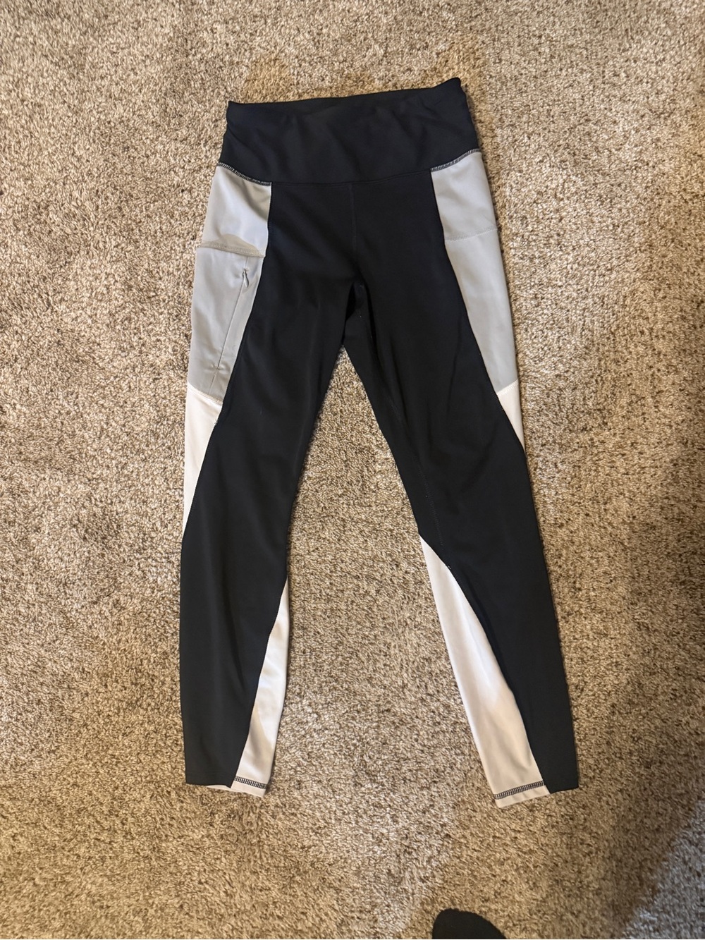 High-Waist Black and Light Gray Colorblock Leggings